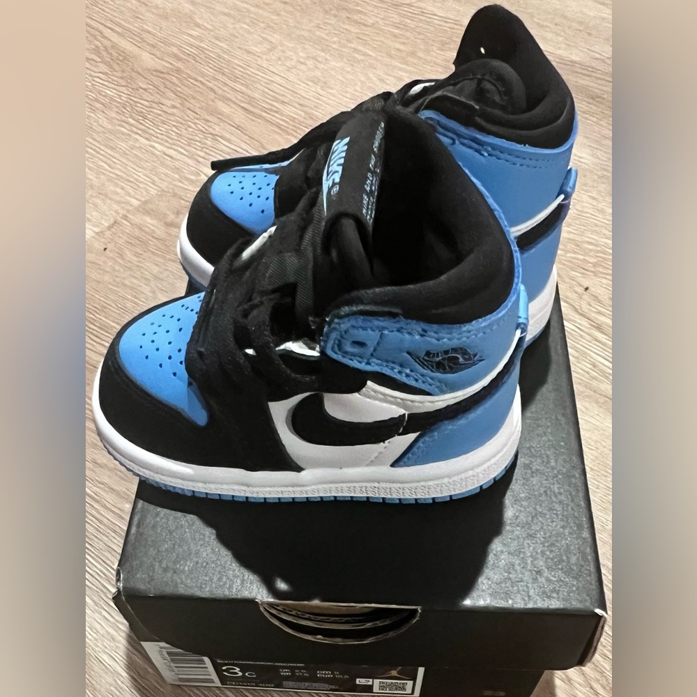 Baby Jordan 1